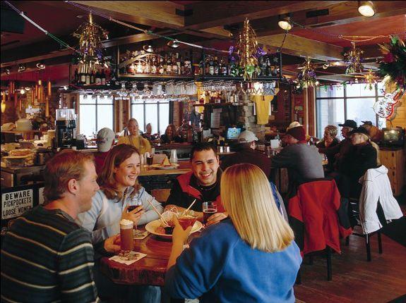 Top Of The World Hotel Snowshoe Exterior photo